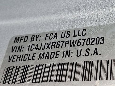 Used 2023 Jeep Wrangler Unlimited Rubicon 4xe w/ Steel Bumper Group image 26