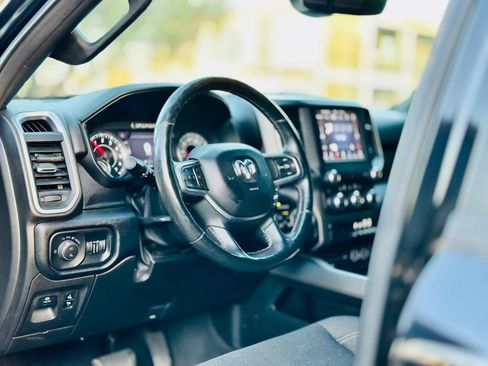 Used 2019 RAM 1500 Big Horn AWD/4WD image 10