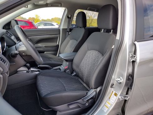 New 2025 Mitsubishi Outlander Sport ES image 6