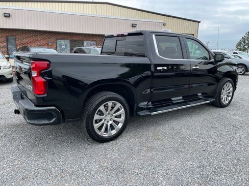 Used 2019 Chevrolet Silverado 1500 High Country w/ Technology Package AWD/4WD image 7
