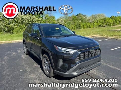 Certified 2025 Toyota RAV4 XLE AWD/4WD image 1