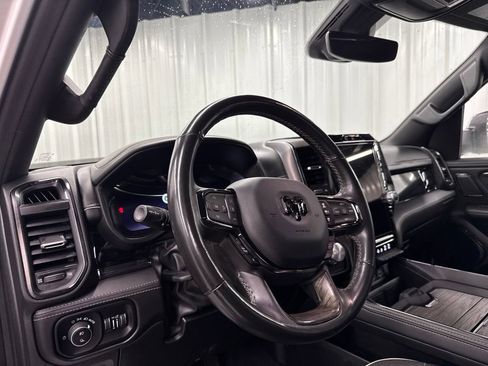 Used 2025 RAM 1500 Limited AWD/4WD image 21