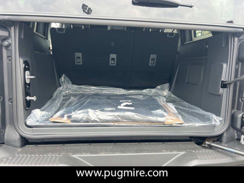 New 2025 Ford Bronco Raptor w/ Interior Carbon Fiber Pack image 19