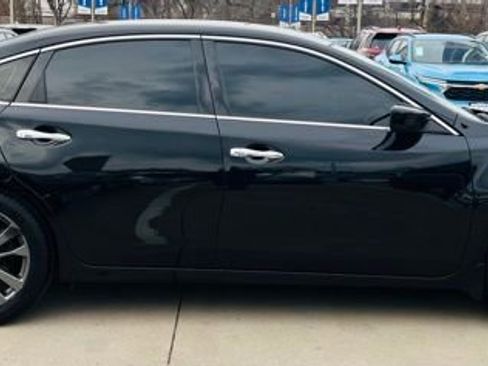 Used 2018 Nissan Altima 2.5 SR w/ SR Special Edition image 2