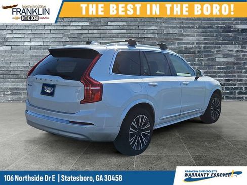 Used 2022 Volvo XC90 T8 Inscription Expression w/ Climate Package image 5