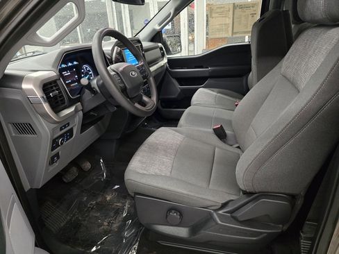 Used 2022 Ford F150 XLT w/ Trailer Tow Package image 18