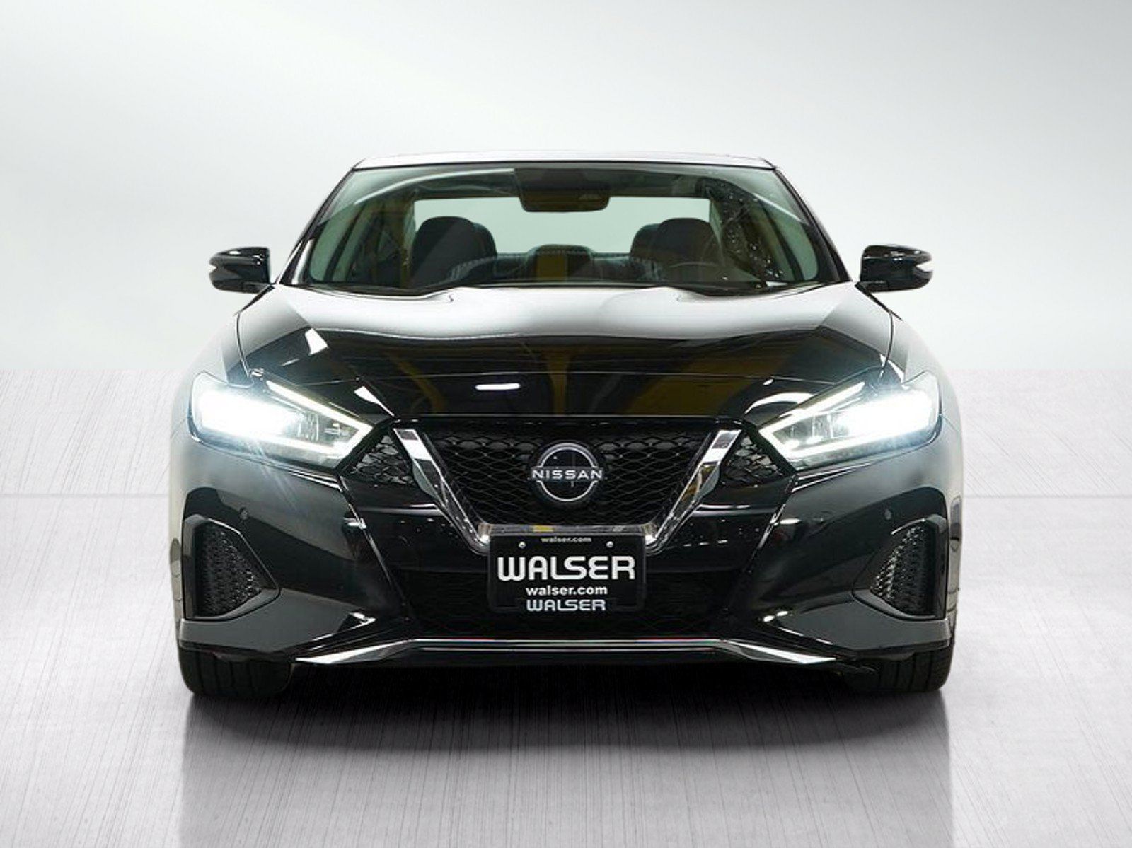 Used 2023 Nissan Maxima SL FWD image 8