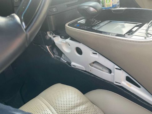 Used 2021 Lexus LS 500 AWD w/ Interior Upgrade Package image 23