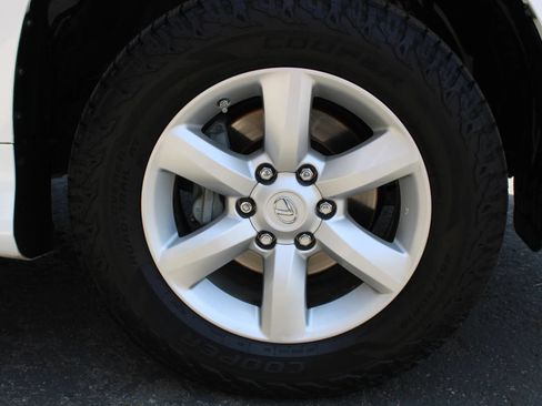 Used 2016 Lexus GX 460 w/ Comfort Package AWD/4WD image 6