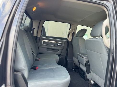 Used 2017 RAM 1500 Classic SLT AWD/4WD image 22