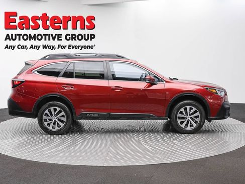 Used 2022 Subaru Outback Premium AWD/4WD image 4