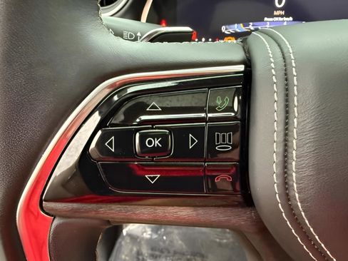 Used 2022 Jeep Grand Cherokee L Overland image 24