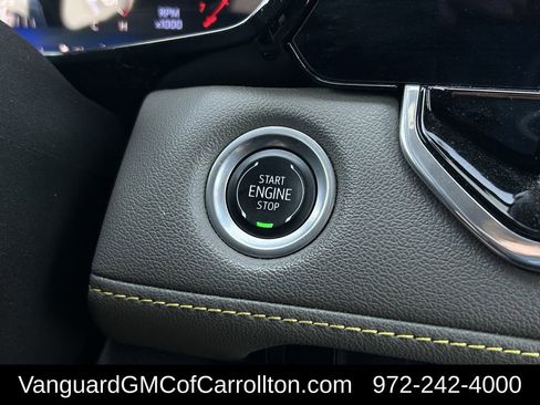 Used 2024 Chevrolet Colorado ZR2 w/ Technology Package image 24