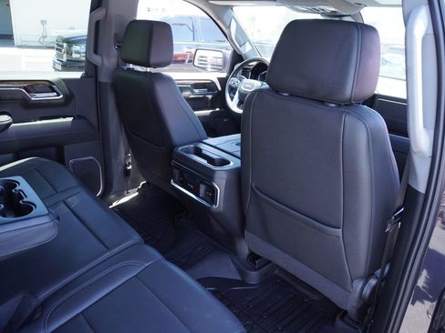 Used 2022 GMC Sierra 1500 Elevation w/ Elevation Premium Package AWD/4WD image 11