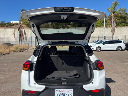 Used 2026 Buick Encore GX Preferred FWD image 30