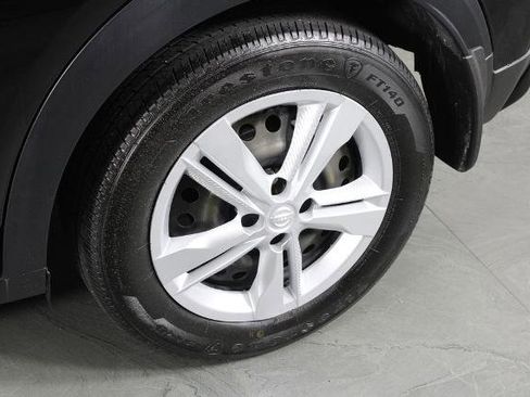 Certified 2023 Nissan Kicks S image 13