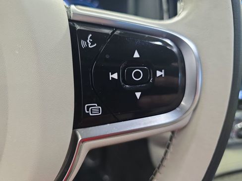 Used 2023 Volvo S90 B6 Ultimate w/ Protection Package Premier image 20