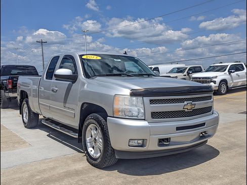 Used 2011 Chevrolet Silverado 1500 LTZ w/ LTZ Plus Package AWD/4WD image 5