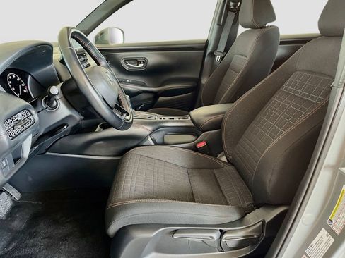 Used 2025 Honda HR-V Sport image 21