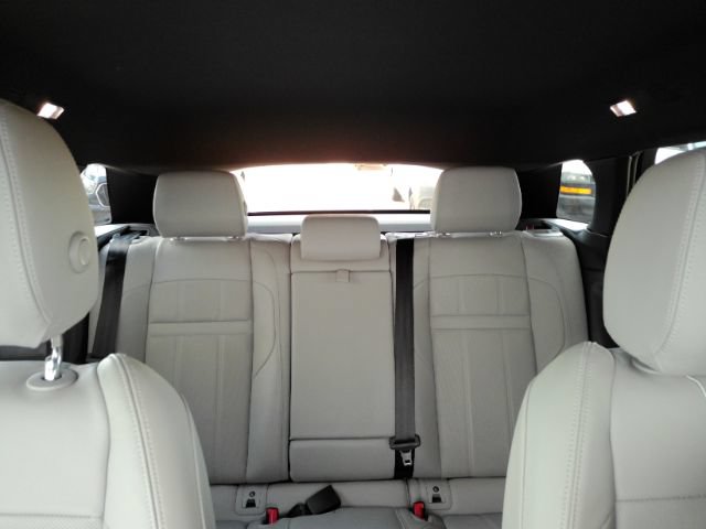 Used 2023 Land Rover Range Rover Evoque S AWD/4WD image 35
