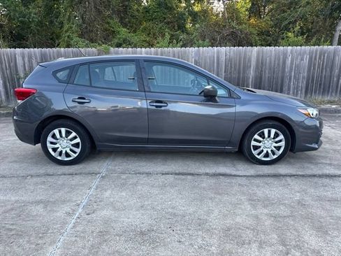 Used 2022 Subaru Impreza 2.0i AWD/4WD image 3
