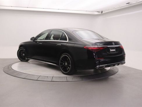 New 2026 Mercedes-Benz S 580e 4MATIC Sedan image 2