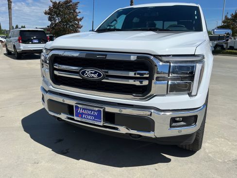 New 2026 Ford F150 Lariat w/ Equipment Group 501A Mid AWD/4WD image 3