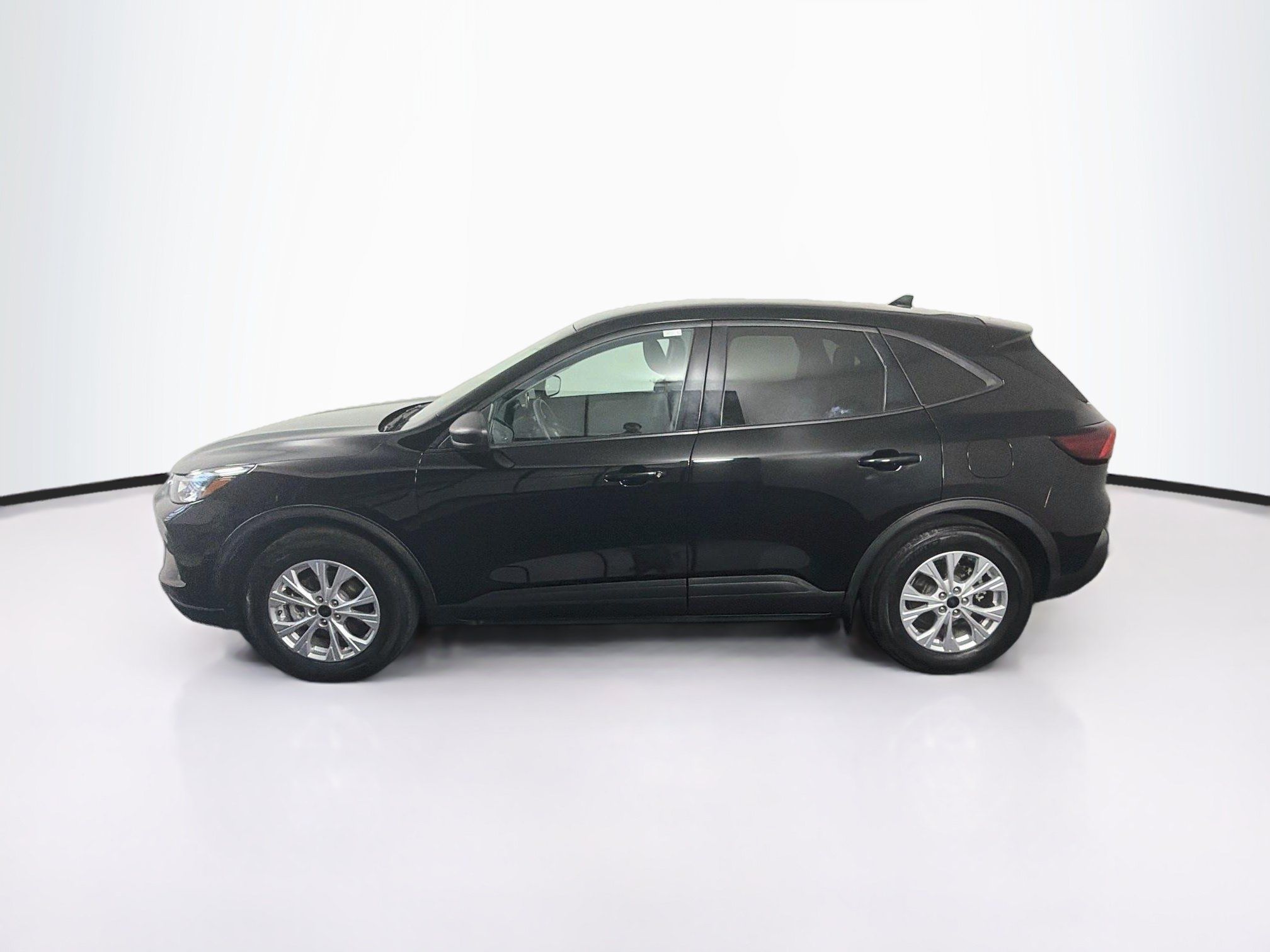 Used 2025 Ford Escape Active FWD image 4
