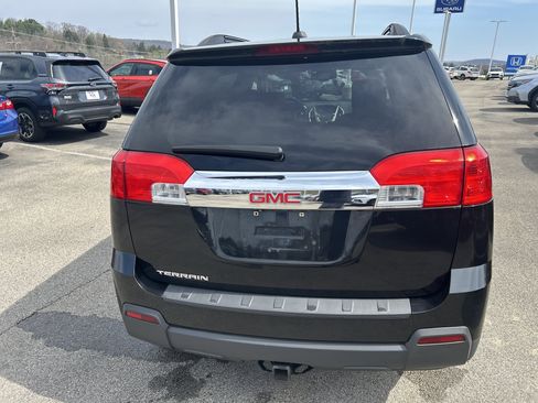 Used 2015 GMC Terrain SLE w/ Chrome Edition image 8