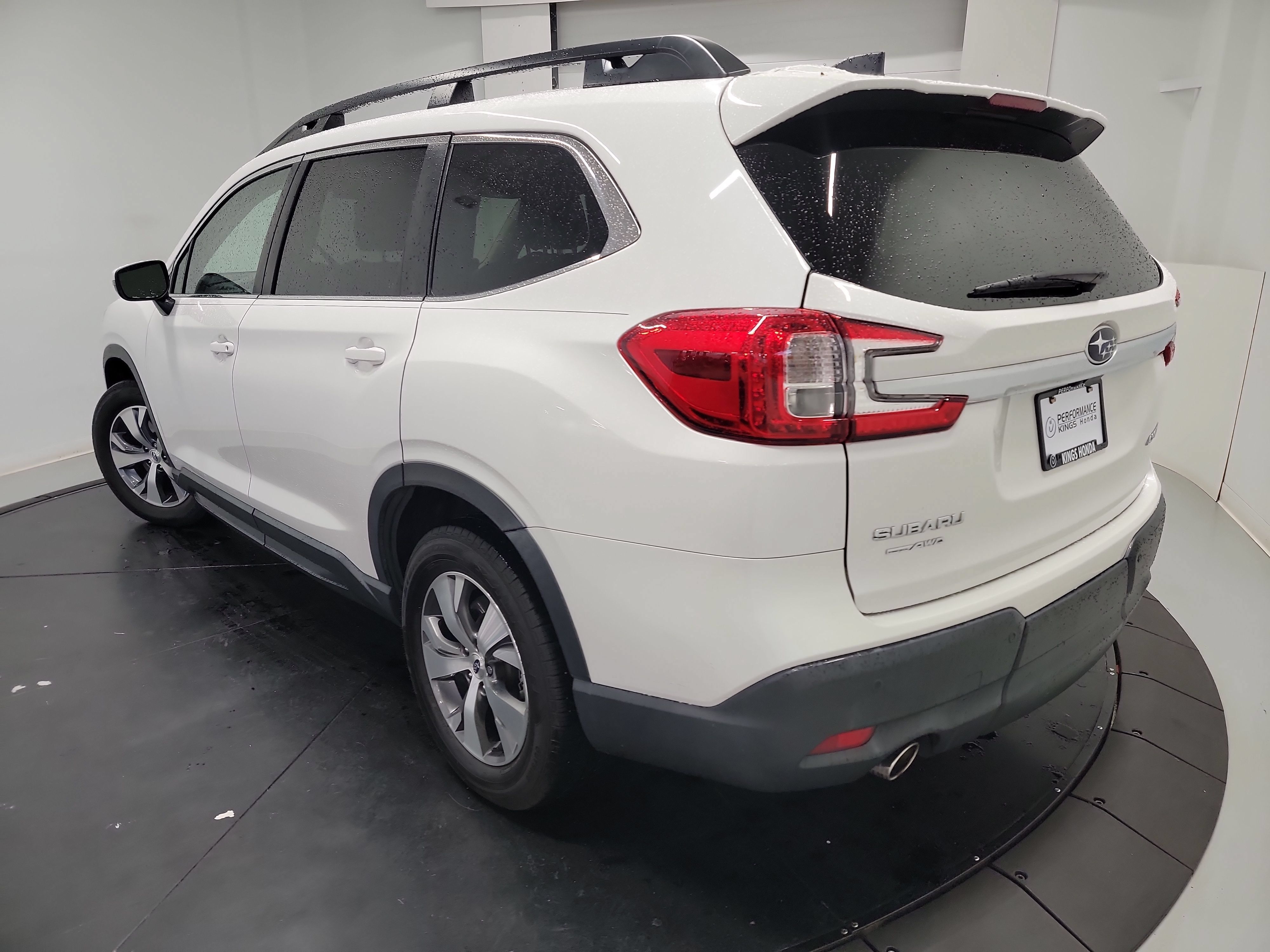 Used 2023 Subaru Ascent Premium w/ Convenience Package AWD/4WD image 6