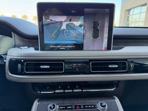 Used 2020 Lincoln Aviator Reserve w/ Equipment Group 202A image 29