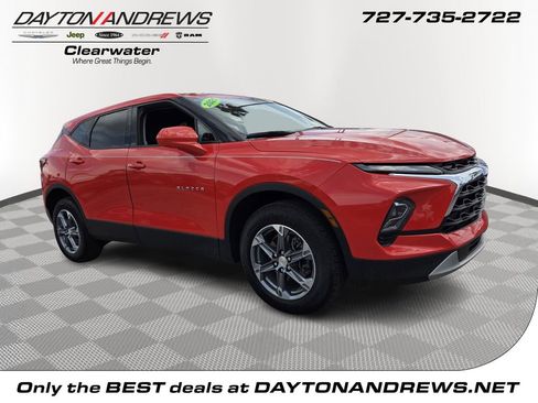 Used 2025 Chevrolet Blazer LT w/ Driver Confidence Package FWD image 1