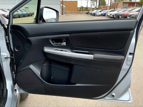 Used 2017 Subaru Crosstrek 2.0i Premium image 19
