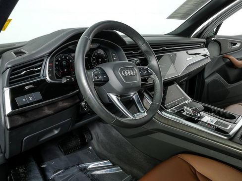 Used 2023 Audi Q7 2.0T Premium w/ Convenience Package image 4