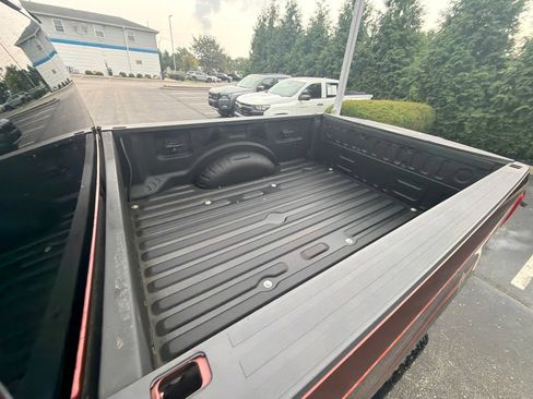 Used 2017 Ford F250 XLT AWD/4WD image 19