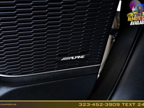 Used 2023 Jeep Grand Cherokee Limited w/ Luxury Tech Group II RWD image 30