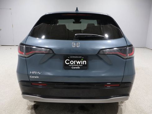 Used 2025 Honda HR-V EX-L image 4