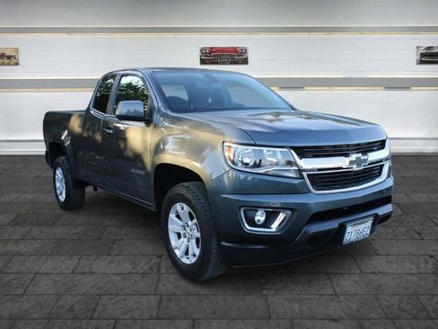 Used 2017 Chevrolet Colorado LT w/ LT Convenience Package RWD image 1