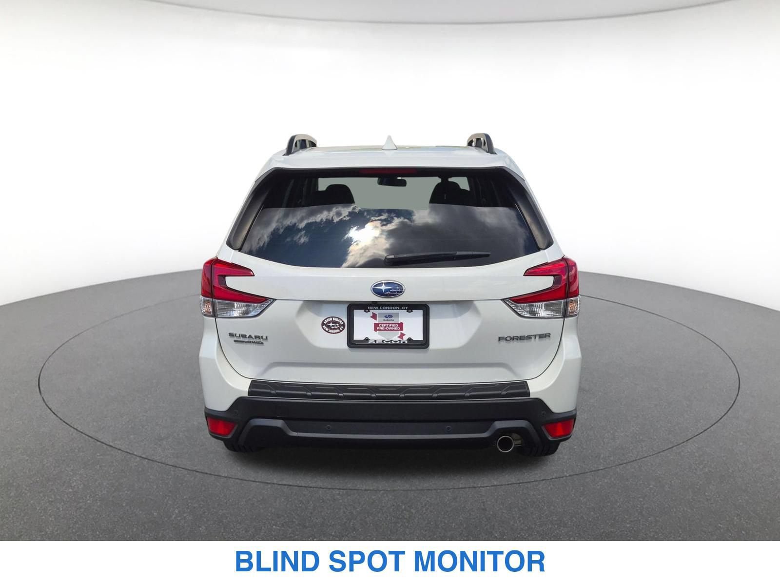 Certified 2023 Subaru Forester Limited AWD/4WD image 8