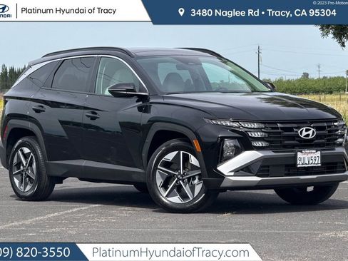 Used 2025 Hyundai Tucson SEL image 1