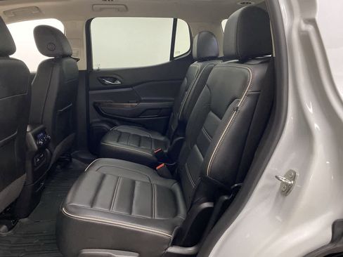 Used 2022 GMC Acadia Denali w/ Denali Ultimate Package image 16