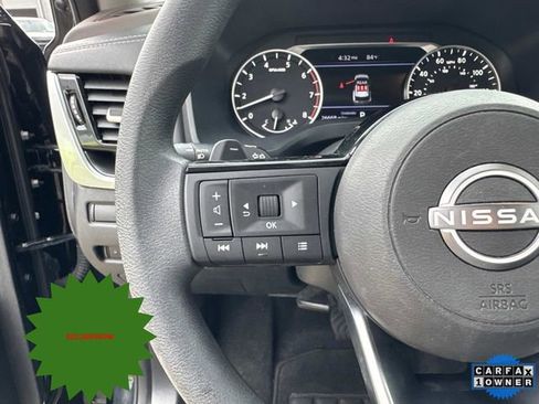 Used 2023 Nissan Rogue SV image 15