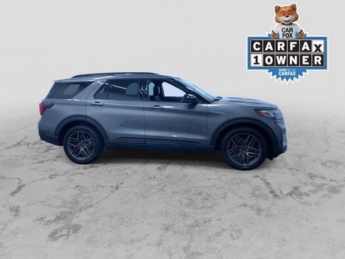Used 2025 Ford Explorer ST w/ Sun And Sound Package AWD/4WD image 2
