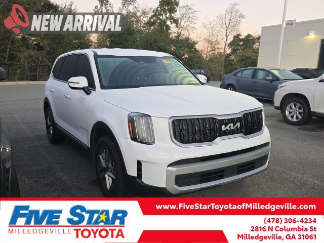 Used 2025 Kia Telluride LX FWD image 1