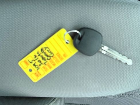 Used 2016 Toyota Corolla LE FWD image 30