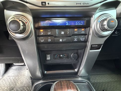 Used 2018 Toyota 4Runner Limited RWD image 27