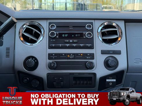 Used 2016 Ford F350 XLT w/ XLT Interior Package image 33