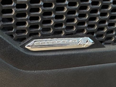 Used 2017 Lamborghini Huracan LP 610-4 image 86