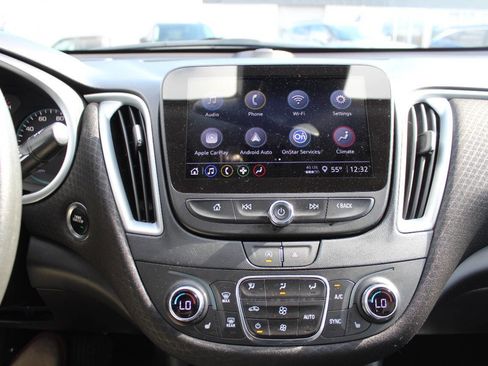 Used 2024 Chevrolet Malibu LT image 18