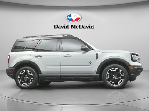 Used 2024 Ford Bronco Sport Outer Banks w/ Tech Package AWD/4WD image 33